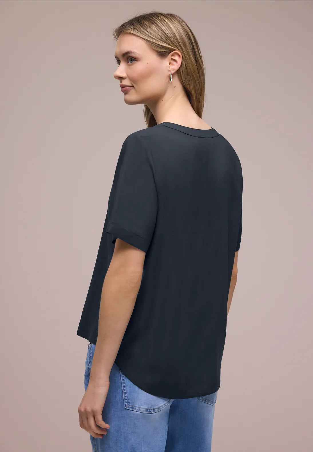 Street One 346422 mørkeblå viskosebluse til dame