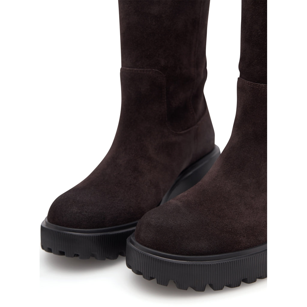 WODEN Lea Suede WS167 – Chocolate ruskindsstøvle med let EVA-sål