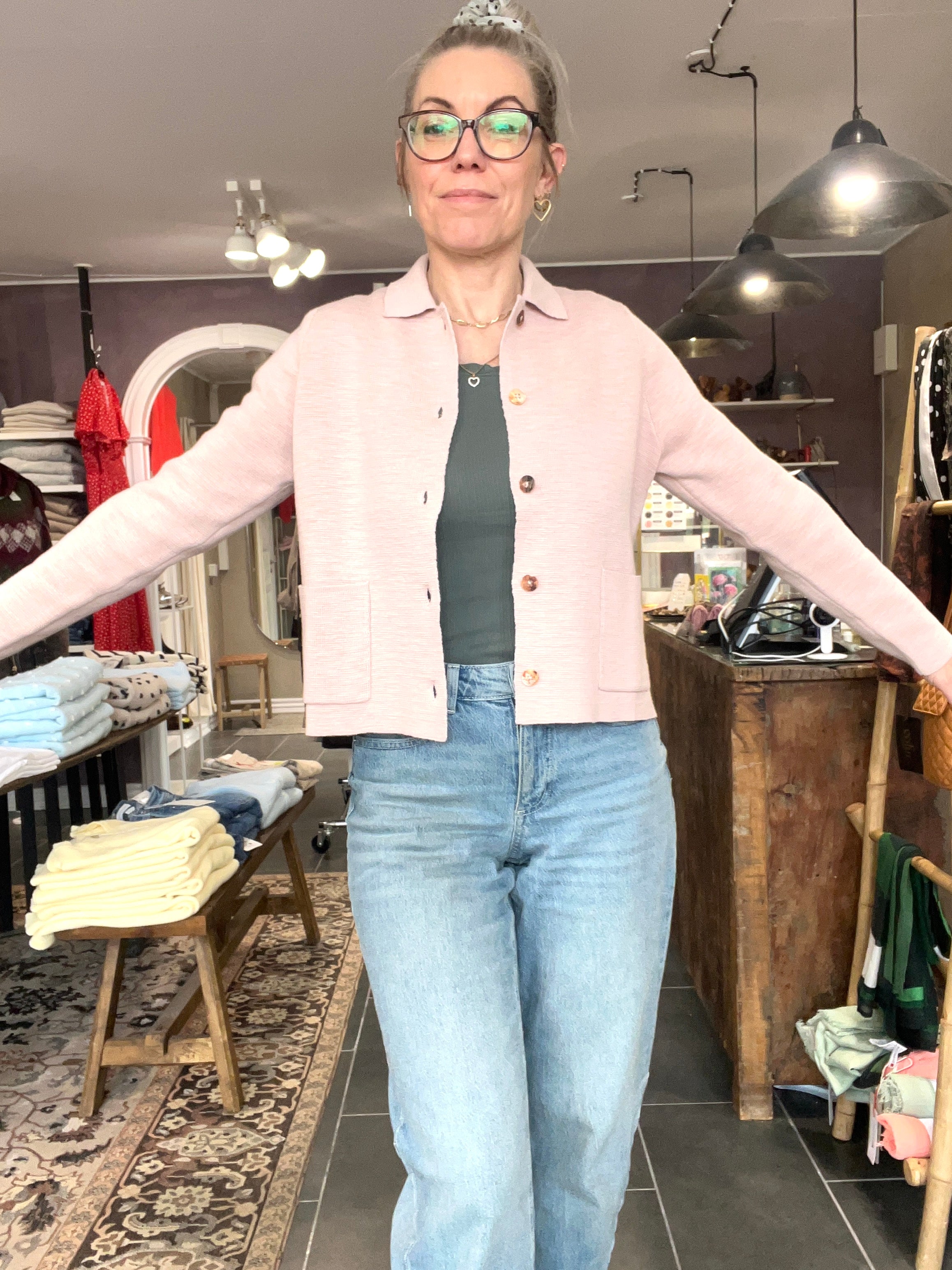 Lake Cardigan – Cold Rose fra Mansted