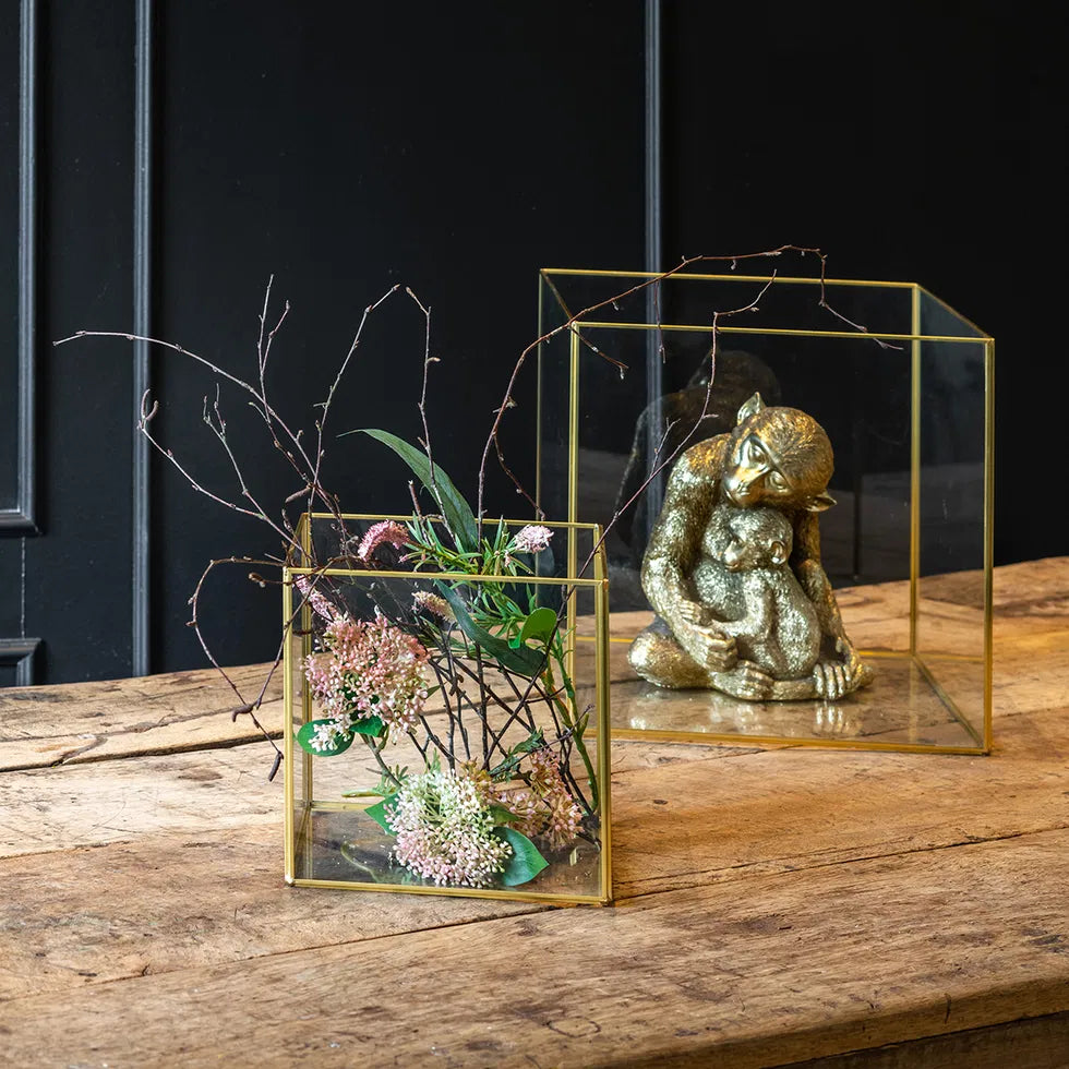 Speedtsberg figur – abe med unge i skød, antik guld, polyresin, 20×16×23 cm