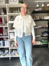 VIMERINDA 2/4 Shirt – Kortærmet Skjorte med Hæklet Look – Birch – VILA