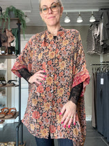 Cofur Diva Tunika recycled silk med dekorativt blomstermønster