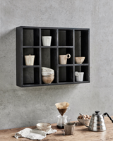 House Doctor HDDisplay sort hylde i mangotræ med små rum, 48×64×13 cm