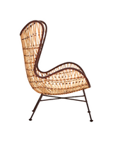 House Doctor HDFlow loungestol i natur rattan med sort jernstel