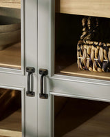 Moderne vitrineskab grå natur med trælook og glaslåger