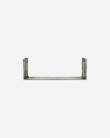 House Doctor HDBoxie hylde i aluminium med sølv finish og lukkede, strukturerede sider, 50×16×18 cm