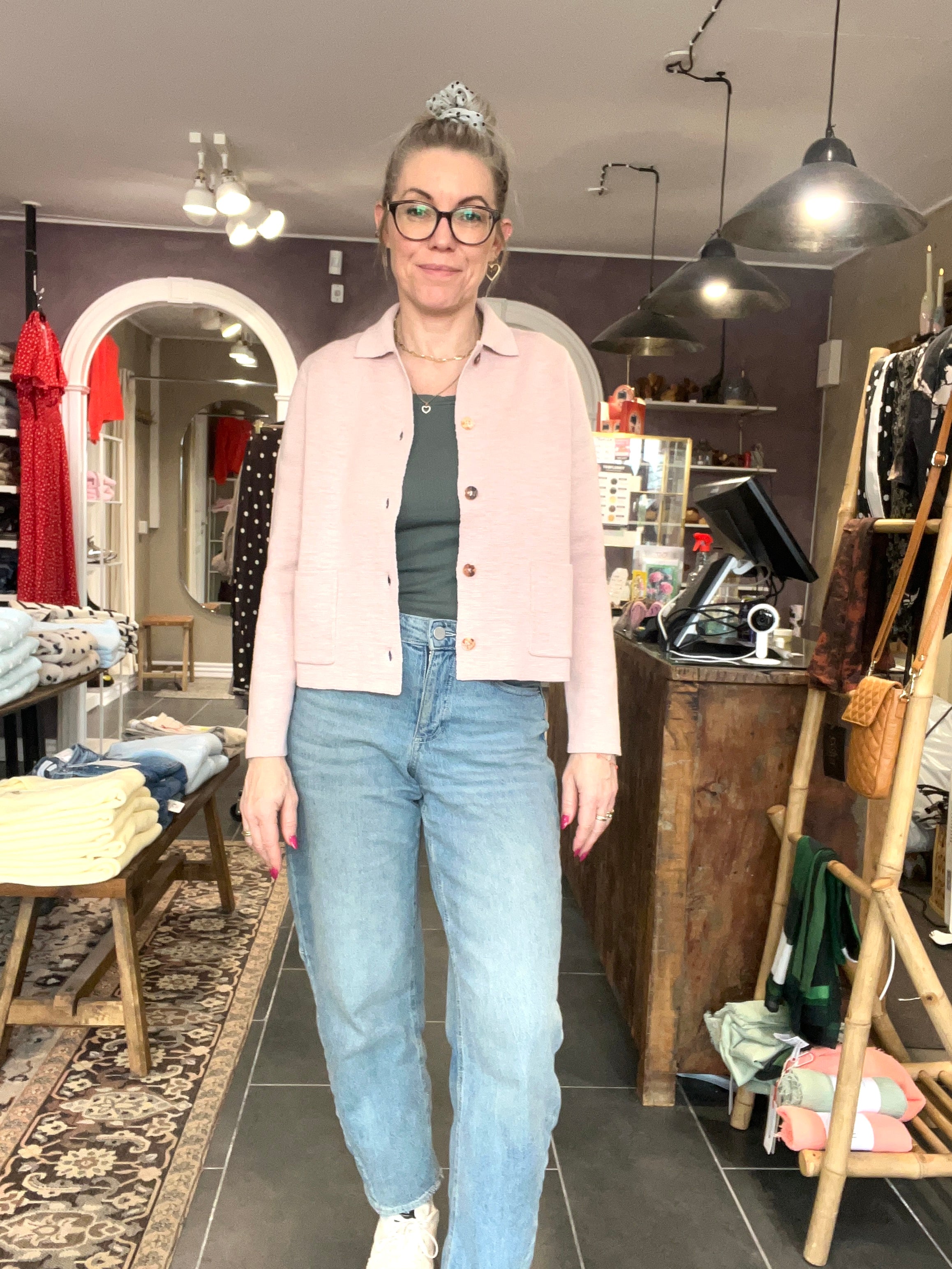 Lake Cardigan – Cold Rose fra Mansted