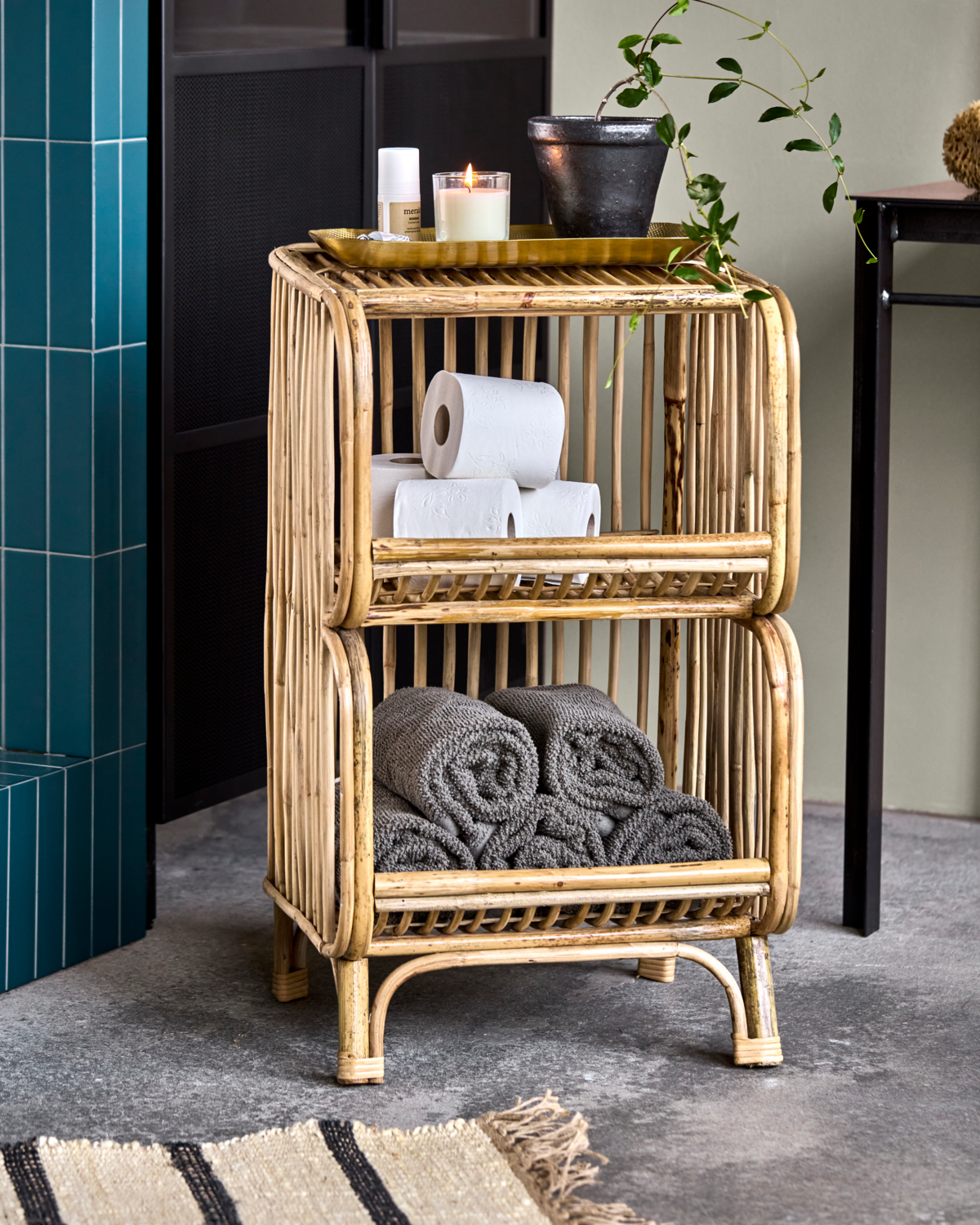 House Doctor HDShelf sidebord i natur rattan – håndlavet, 42×71×40 cm