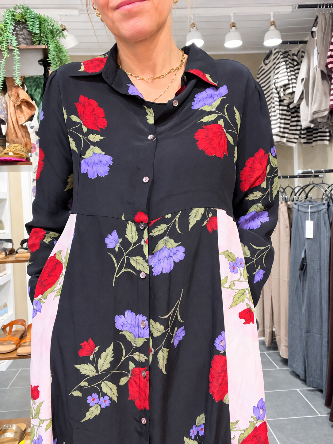 Cofur New Yorker Dress feminin sortblomstret sari silkekjole