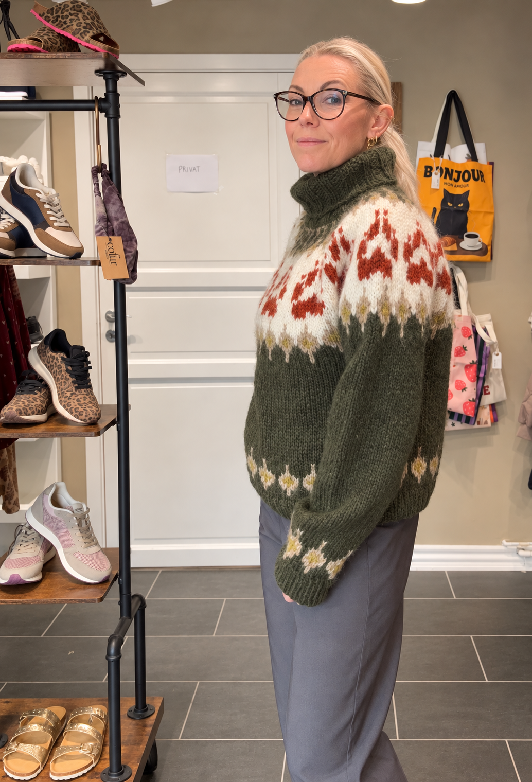 Balustrik grøn rullekravesweater i 100% islandsk uld