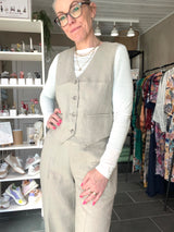 Short Vest Buttons – Hør Vest med Knapper – Timeless Beige – Street One