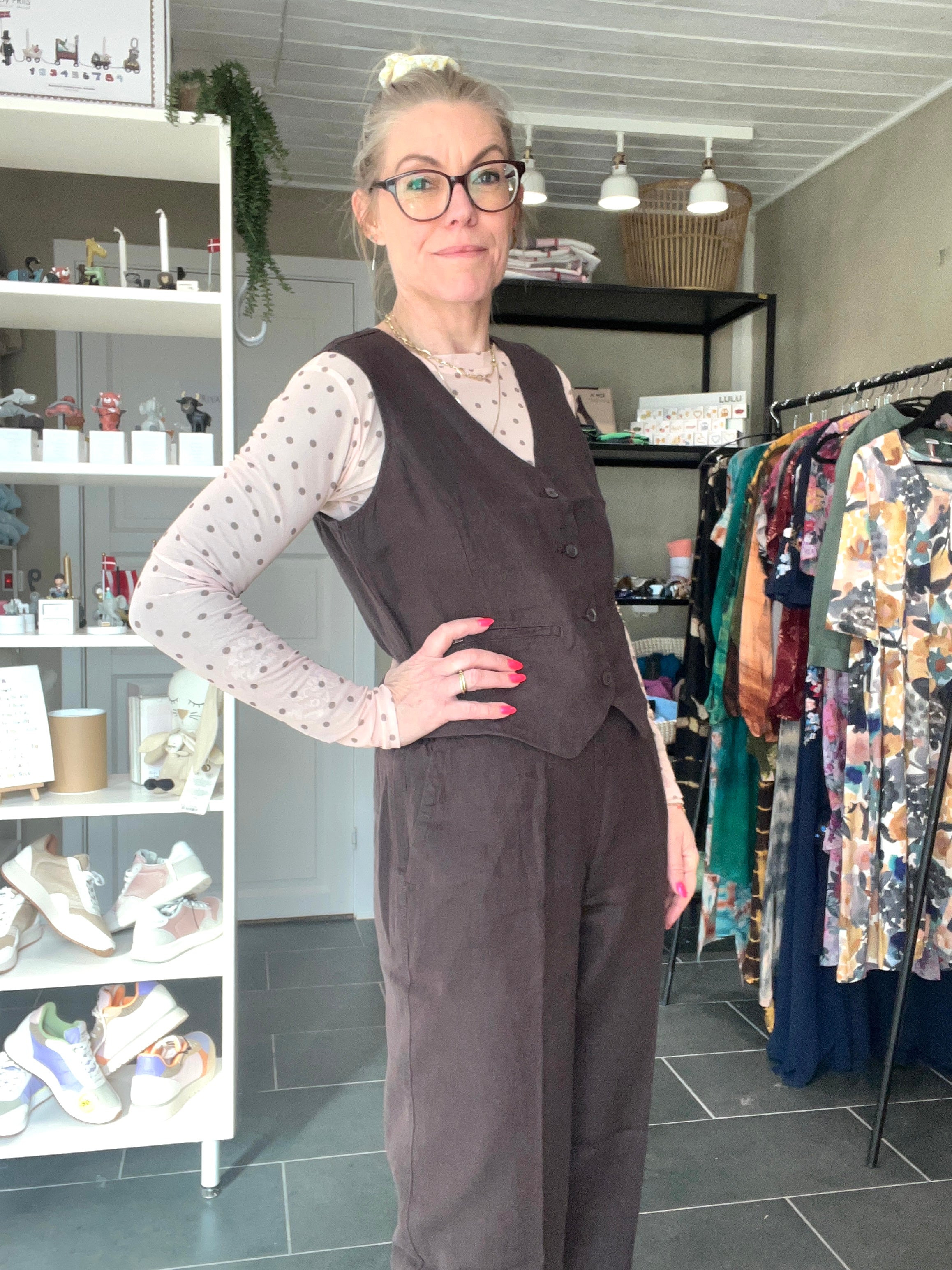 Mesh bluse dame fra Black Colour Annie powder dot med lange ærmer