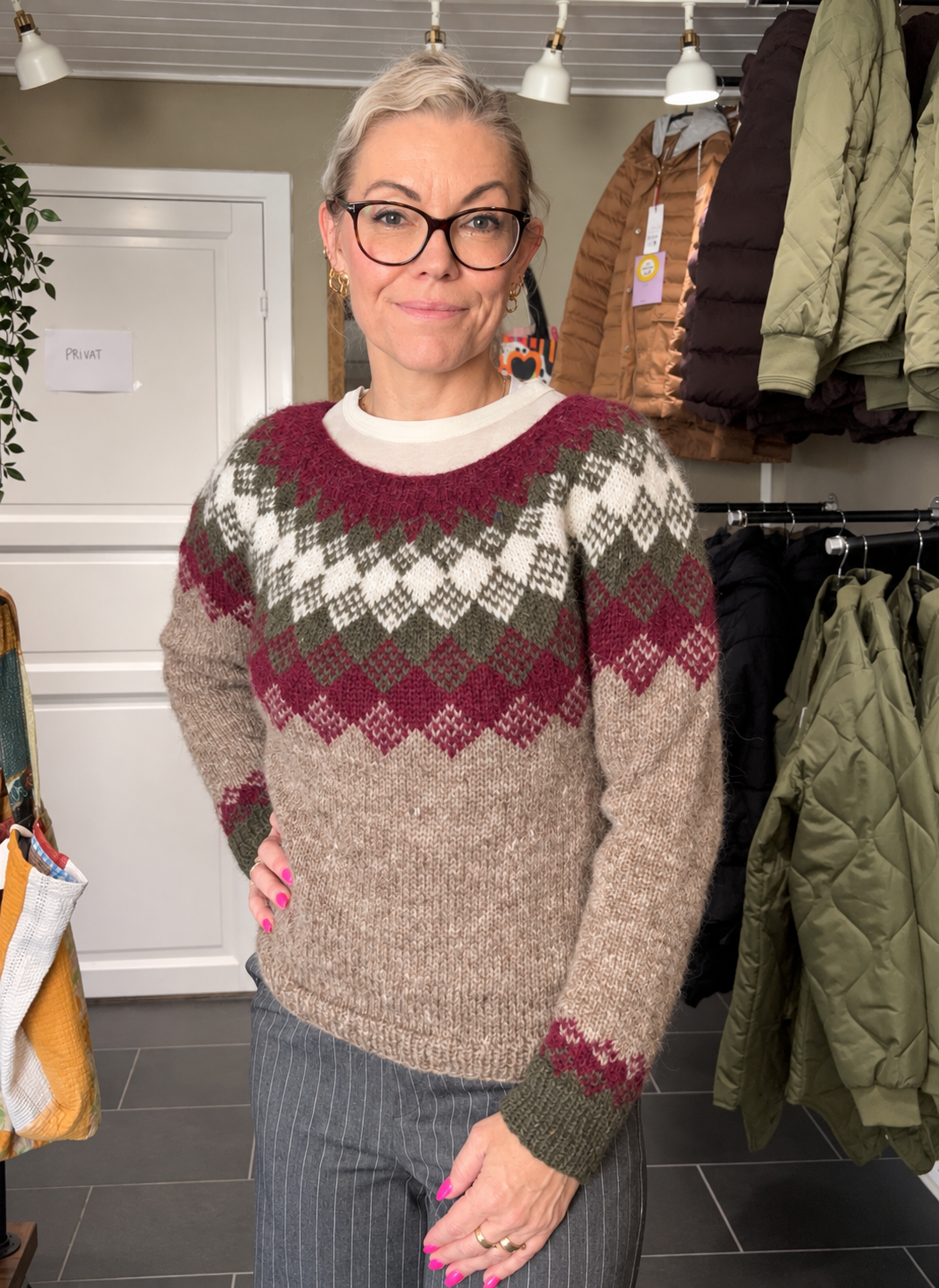 Håndstrikket Balustrik sweater i norsk uld og pladegarn