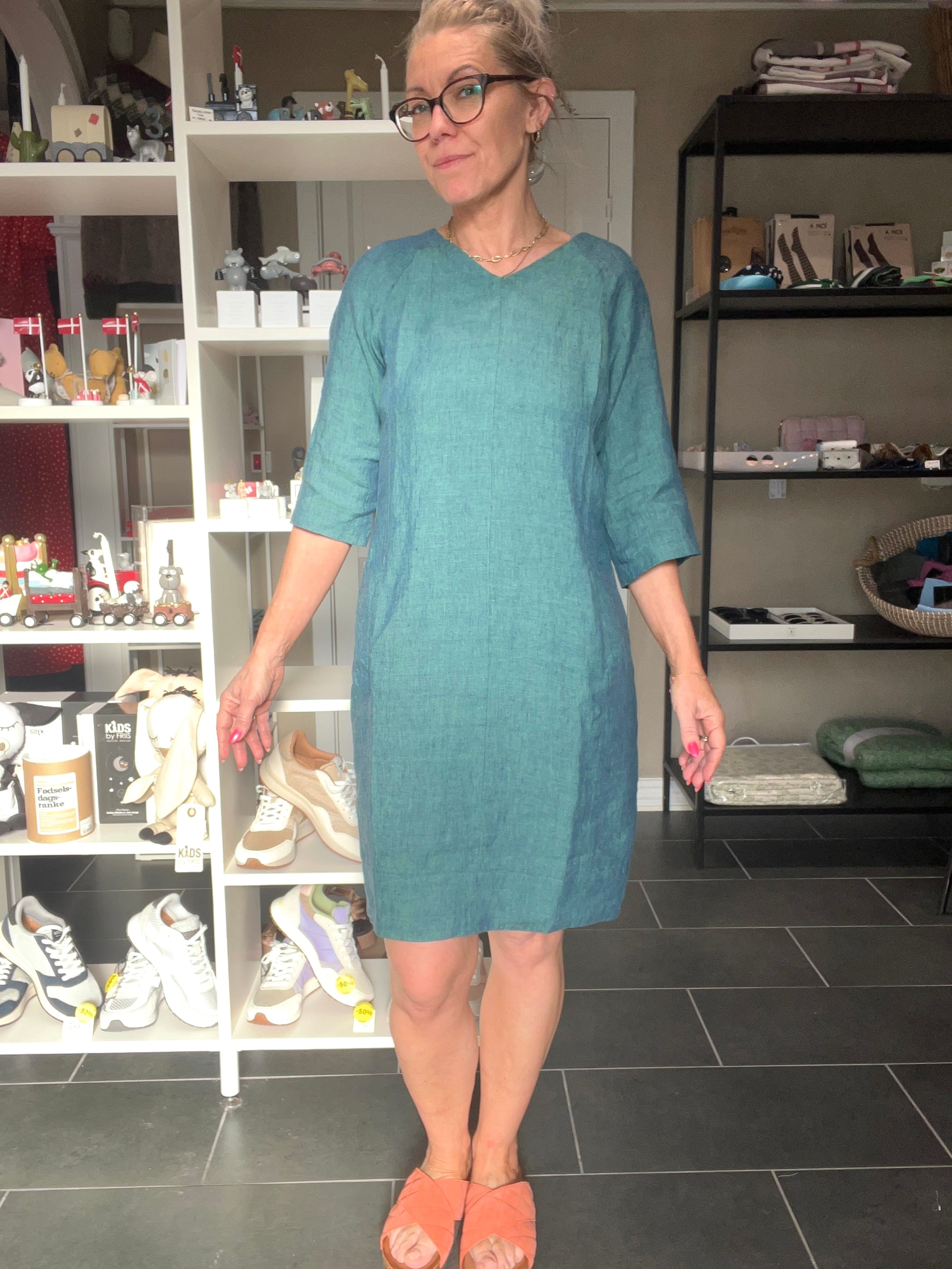 Safa Dress – Figursyet Hørkjole – Emerald Green – GR Nature