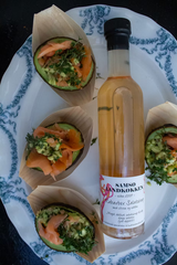 Avocado med laks og rabarber salatsirup