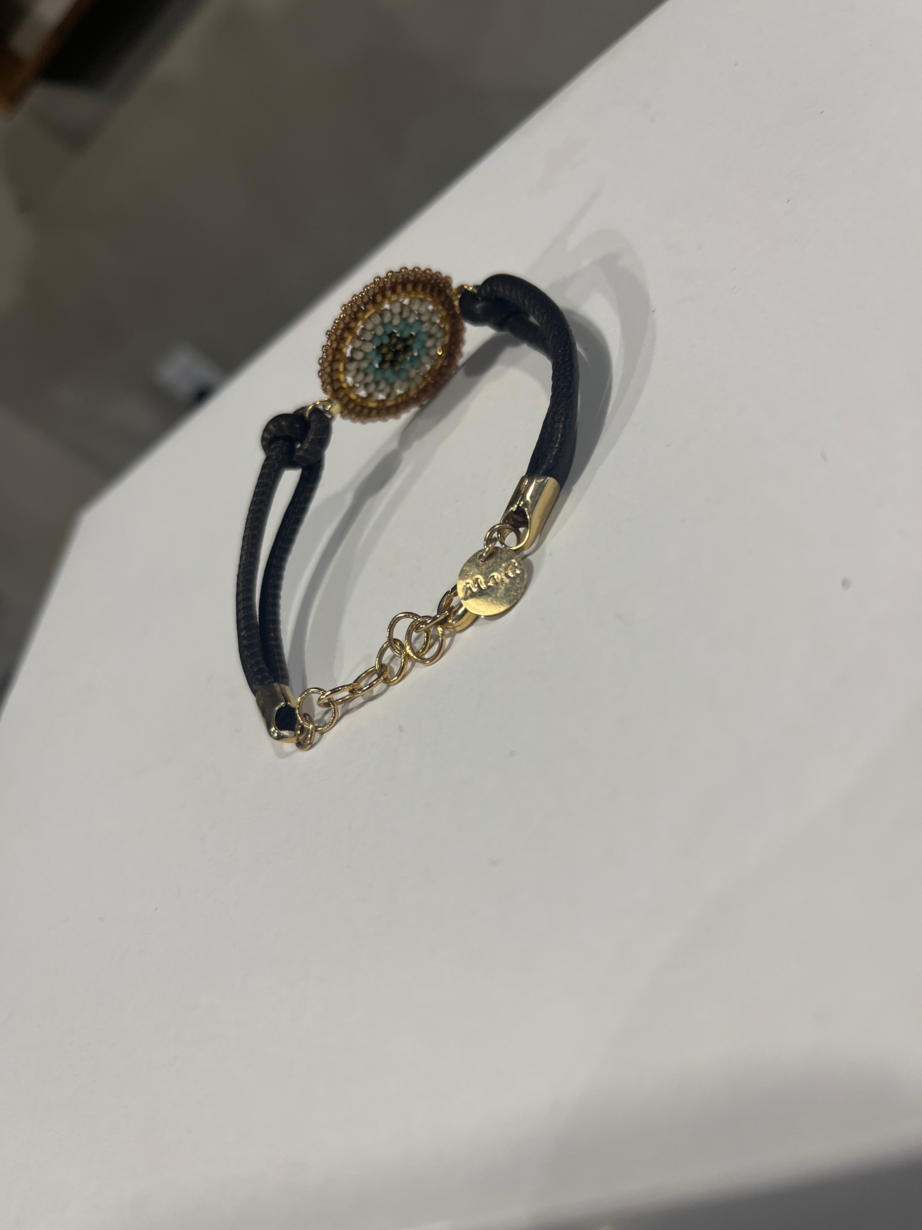 Maq Jewelry Armbånd i Læder – Gylden & Turkis | Håndlavet på Mallorca