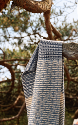Mansted Thea Scarf Soft Blue i 100% merinould