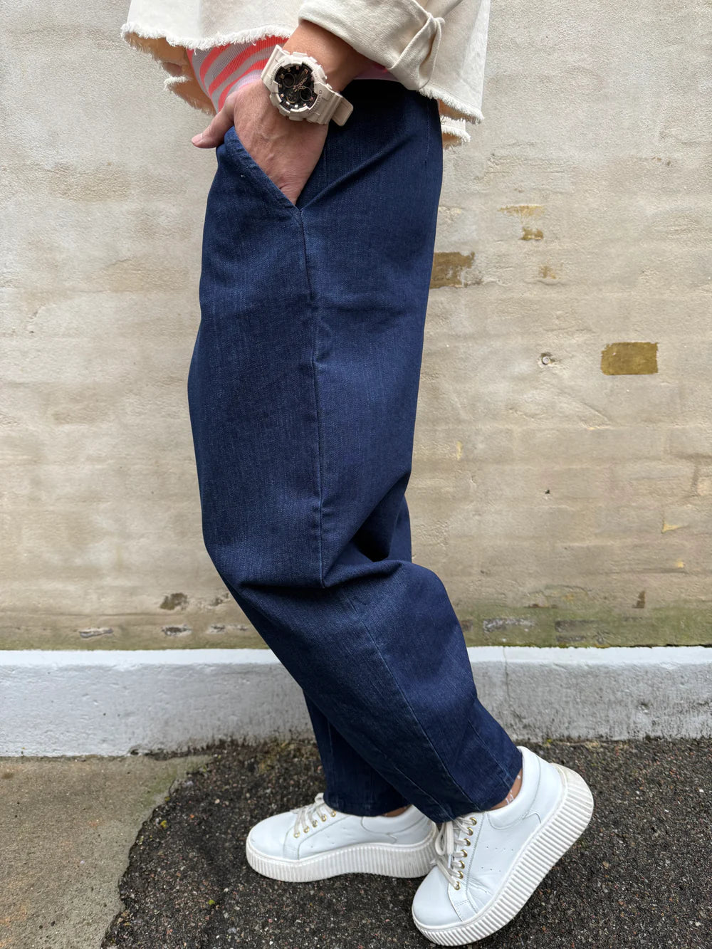 Denice Denim Barrel Pant 41061 fra Black Colour i denim – moderne barrel jeans med afslappet pasform