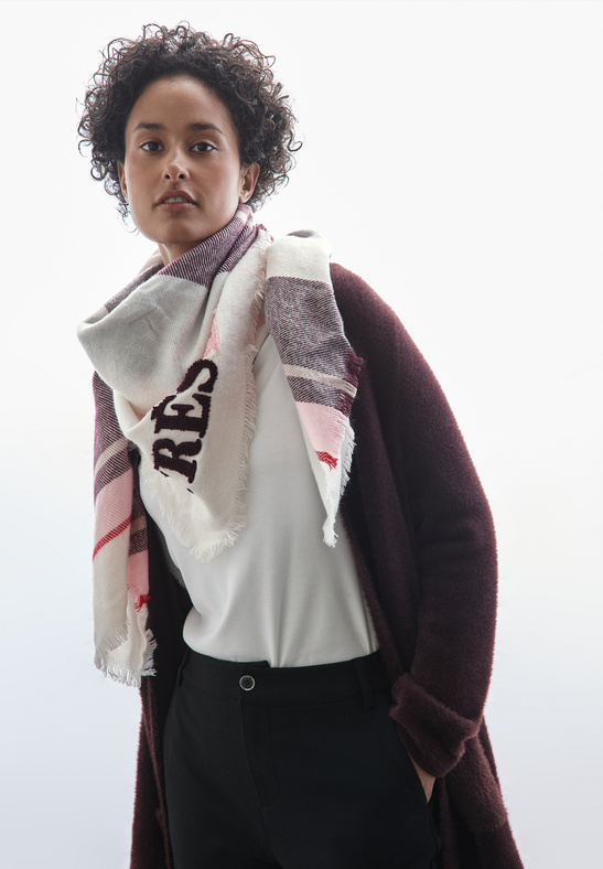 Street One - Check square scarf  w/ frotté letters