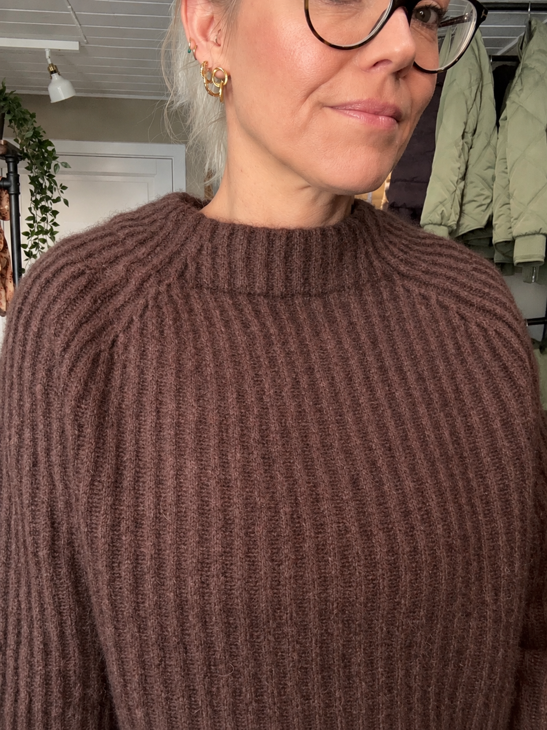 Mansted strik - Yak Zadie - Dark brown