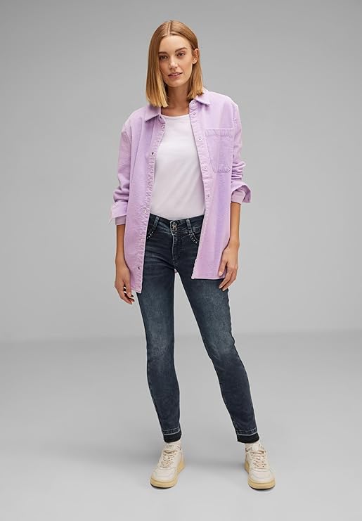 Street One Jane jeans 377053 – casual fit jeans med mellemhøj talje, slim leg og rå detaljer som nitter og flossede kanter