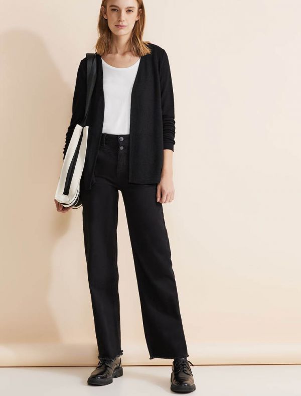 Klassisk sort cardigan til lag-på-lag styling – komfortabel og tidløs