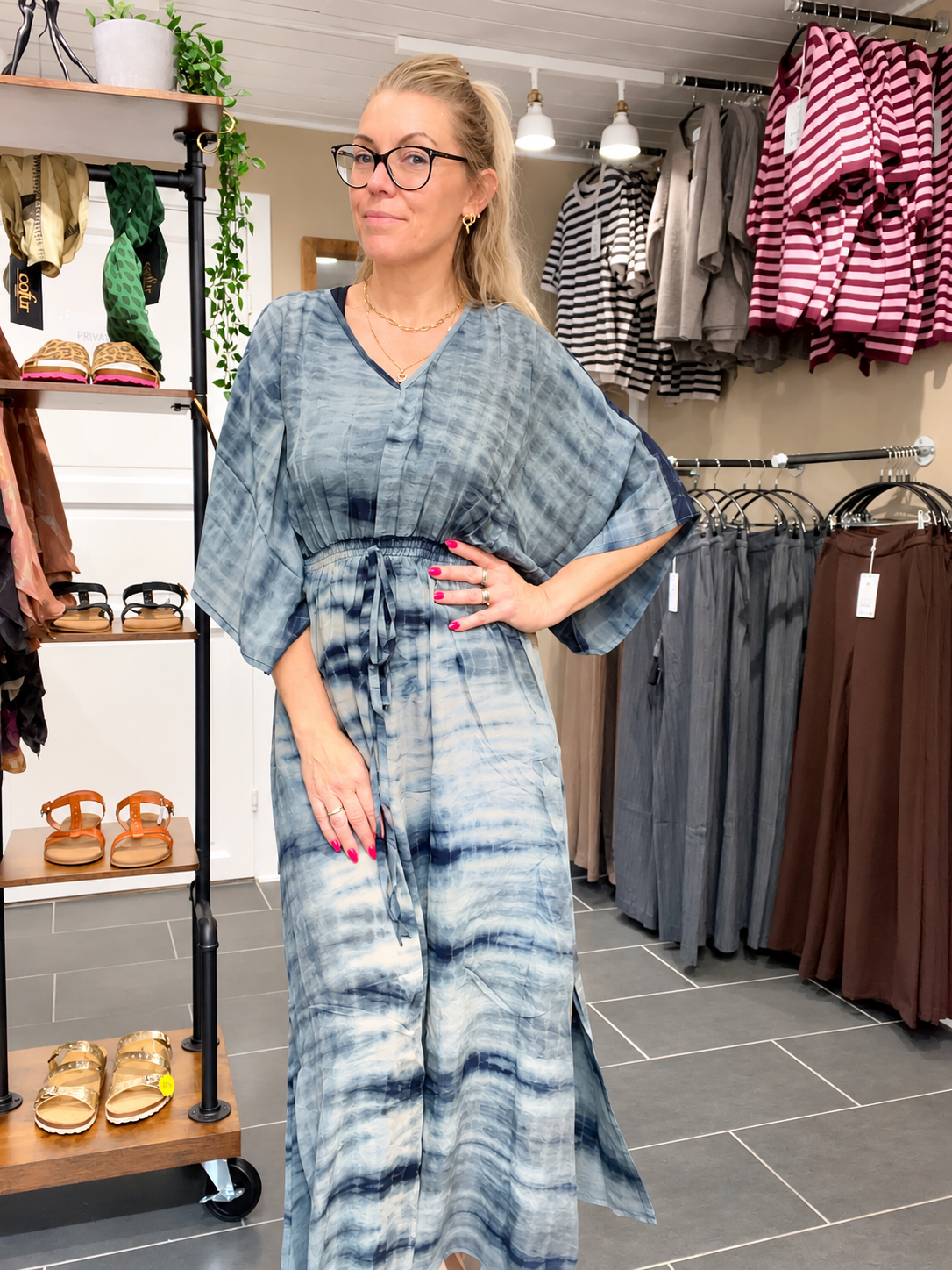 Cofur Lombok Dress S27 – grå tie-dye