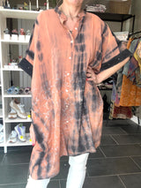 Bæredygtig tunika i 100% silke rosa tie-dye