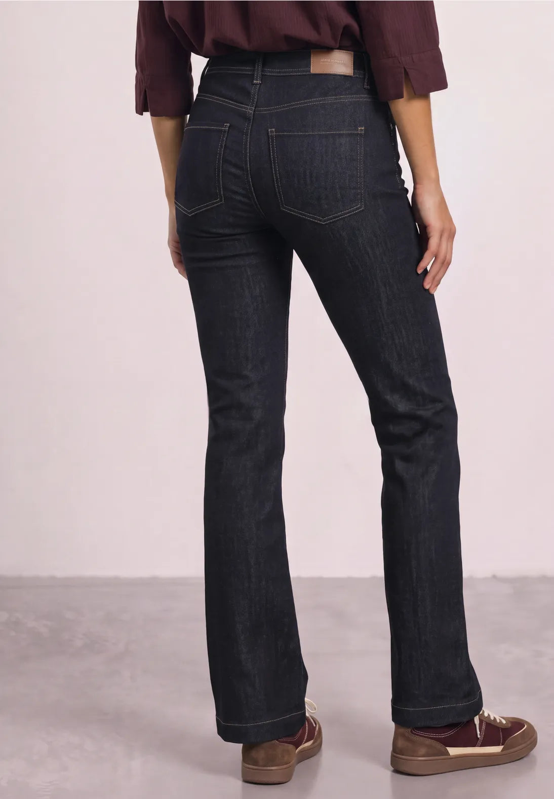 Blaire High Waist jeans med bootcut-ben fra Street One