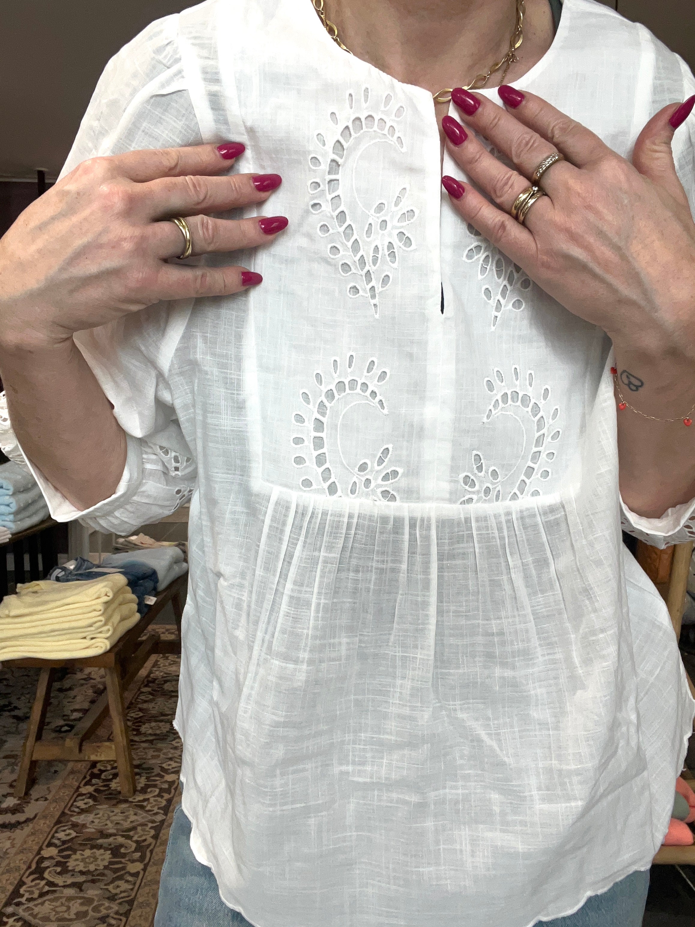 VIMARIGA V-Neck Bluse 14114371 – Snow White fra VILA