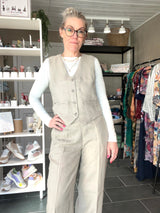 Short Vest Buttons – Hør Vest med Knapper – Timeless Beige – Street One