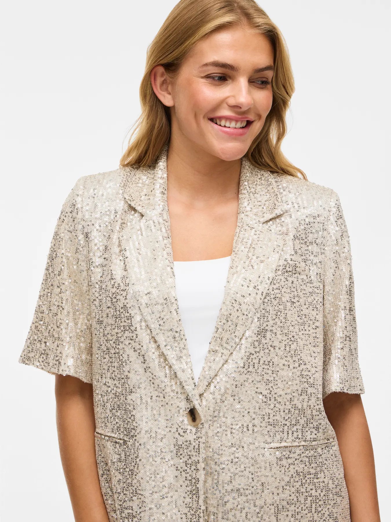 VILA VIHIRID 2/4 Sequin Blazer – Birch/Silver, front med palietter