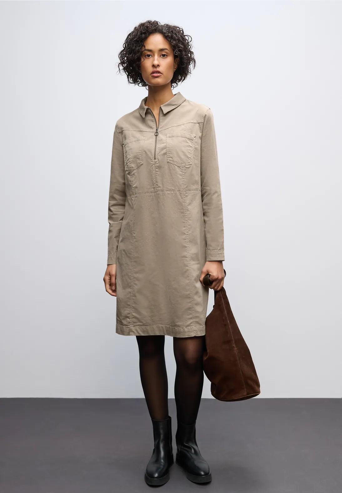 Street One babyfløjlskjole med lynlås – Morning Beige (144679)