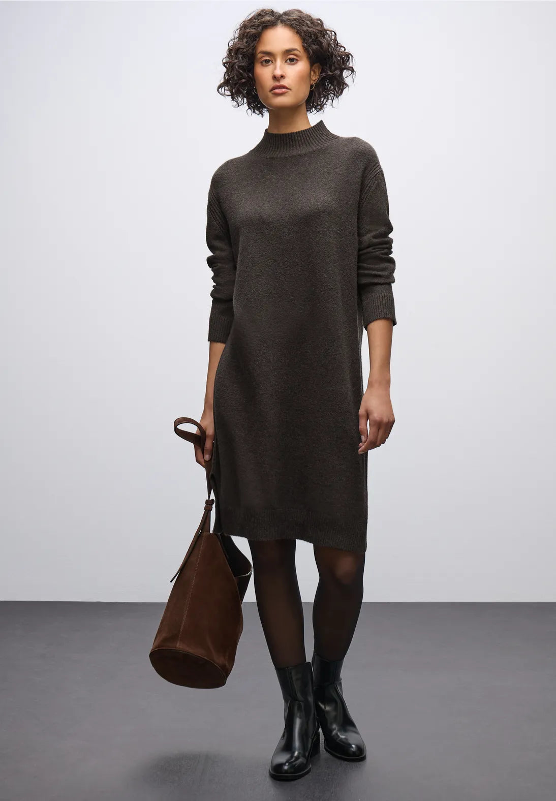 Street One mock neck midi strikkjole – Darkest Brown (144693)
