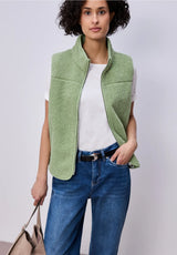 Teddy vest i Bright Pistachio fra Street One