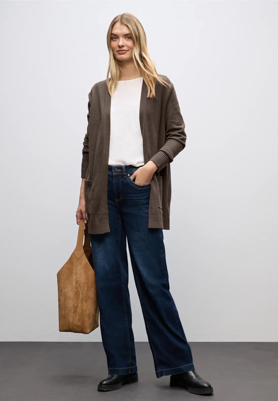 Cosy Open cardigan fra Street One i farven Nomad Brown – lang strik med lommer