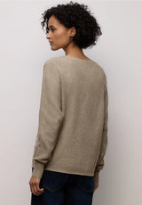 Cosy Dolman sweater fra Street One i farven Mocha Glow – blød strik med U-bådsudskæring