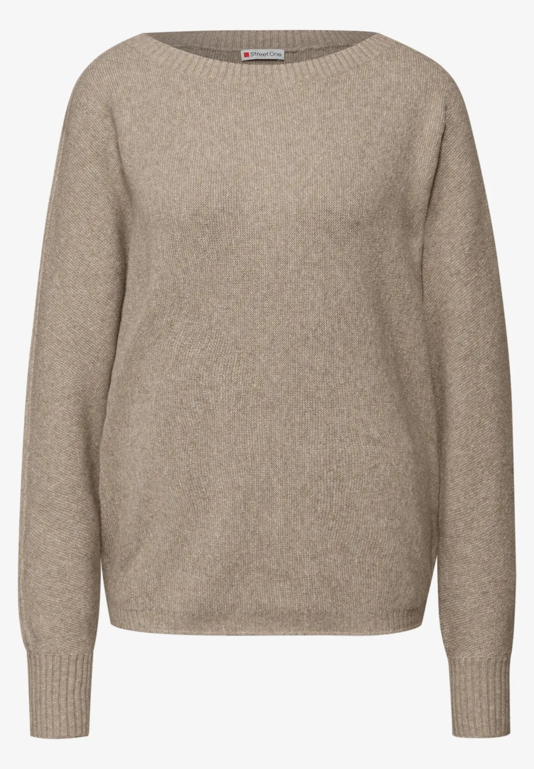 Cosy Dolman sweater fra Street One i farven Mocha Glow – blød strik med U-bådsudskæring