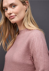 Street One 303555 seamless structure sweater i powder pink meleret med turtleneck