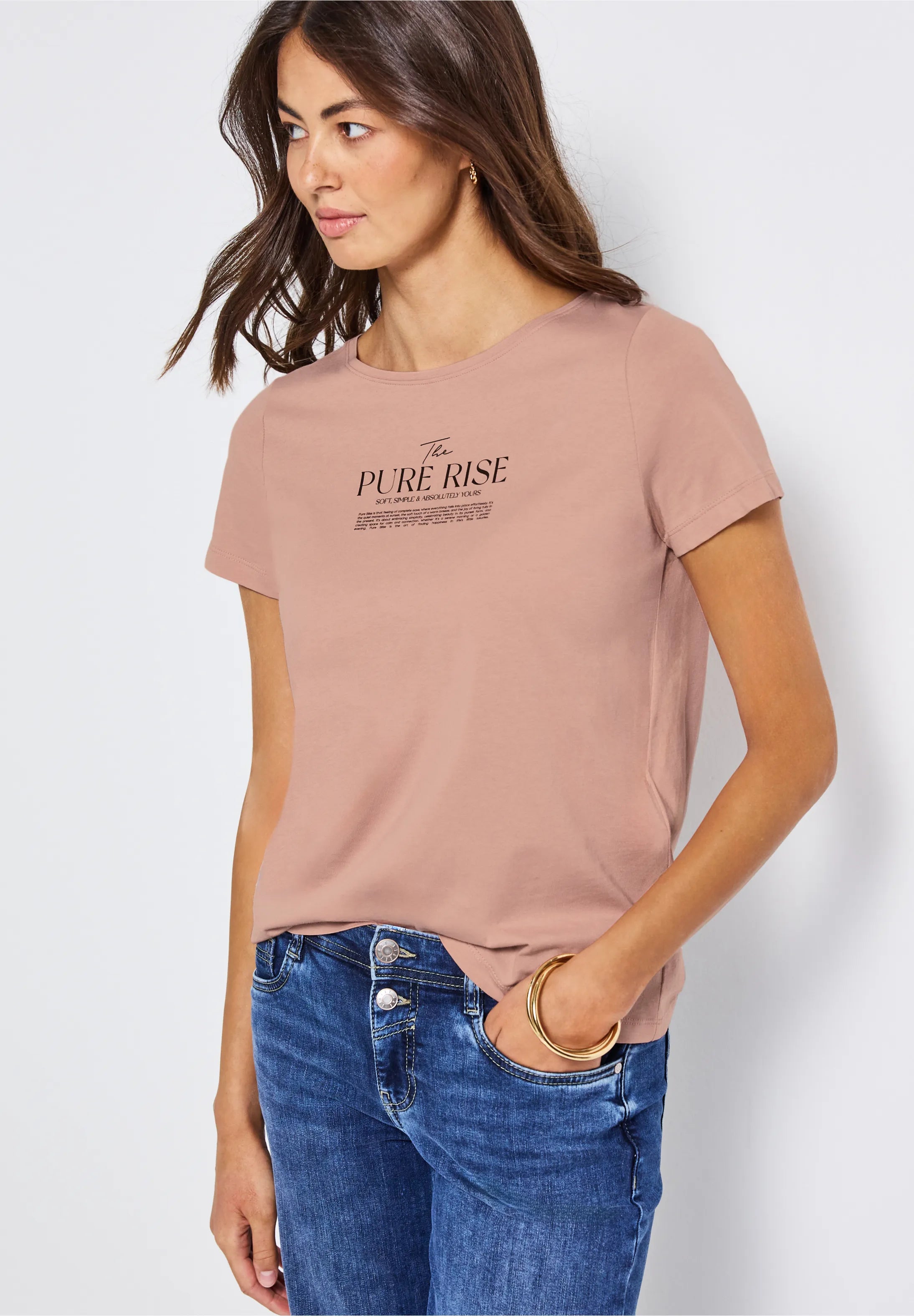 Blød og behagelig T-shirt med wording-print – Street One 323905