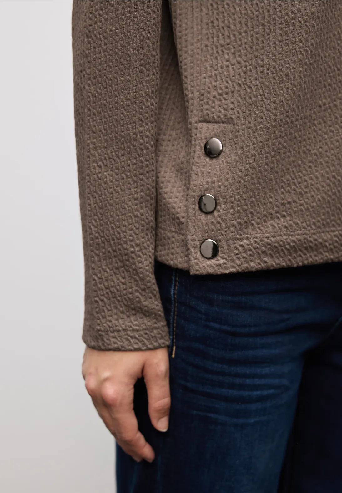 Sideslids med knapdetalje – Street One Structure Shirt, brun