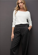 Street One QR New Lanea 324176 i off white – langærmet basisbluse med U-bådsudskæring og dobbelt forstykke