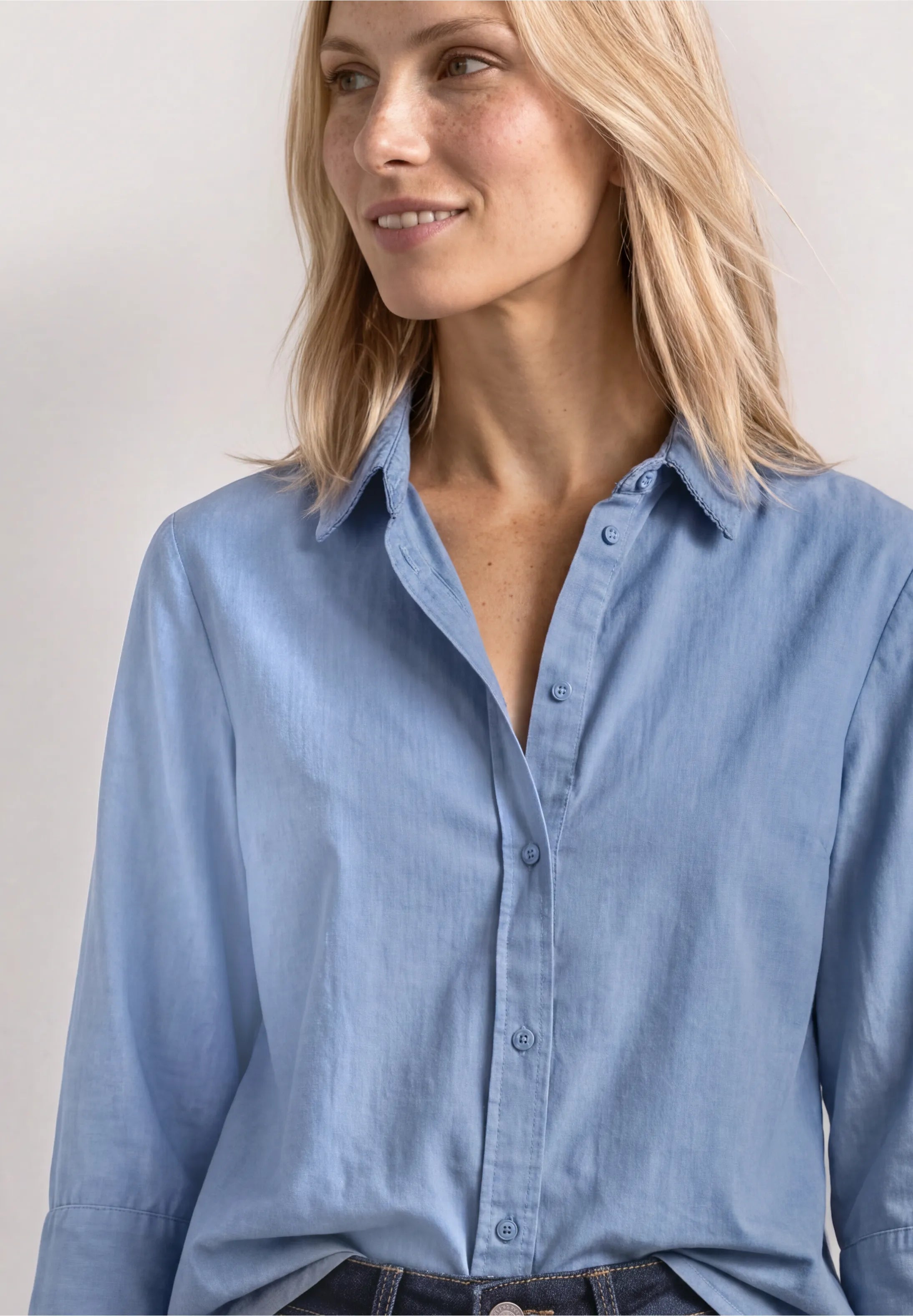 Corduroy Mix Shirtcollar 346862 Northern Blue fra Street One
