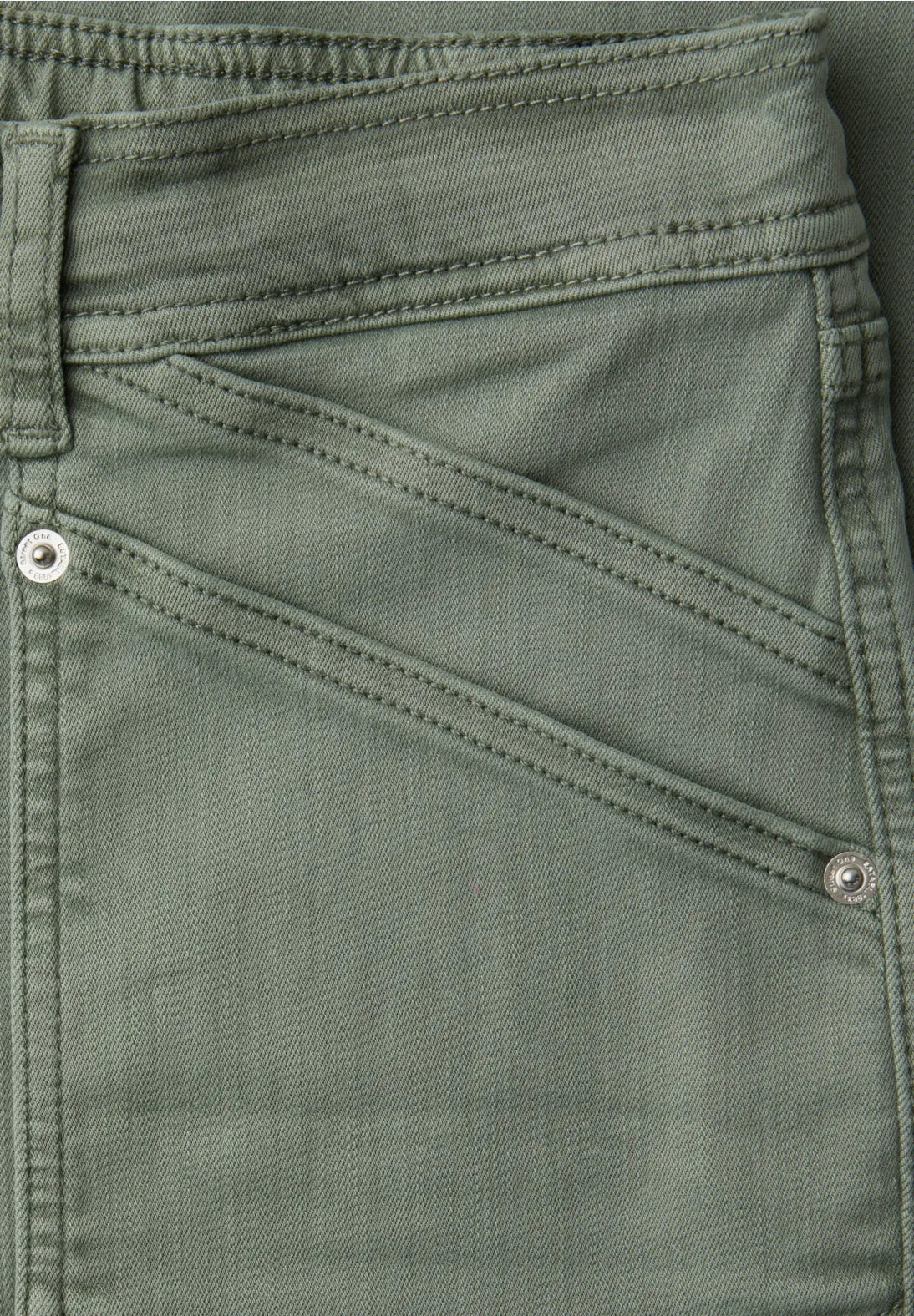 Street One Charlie cargo jeans i sage green med loose fit