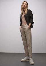 Chino MW Melange Woven Stretch fra Street One i Light Terra Mocha set forfra