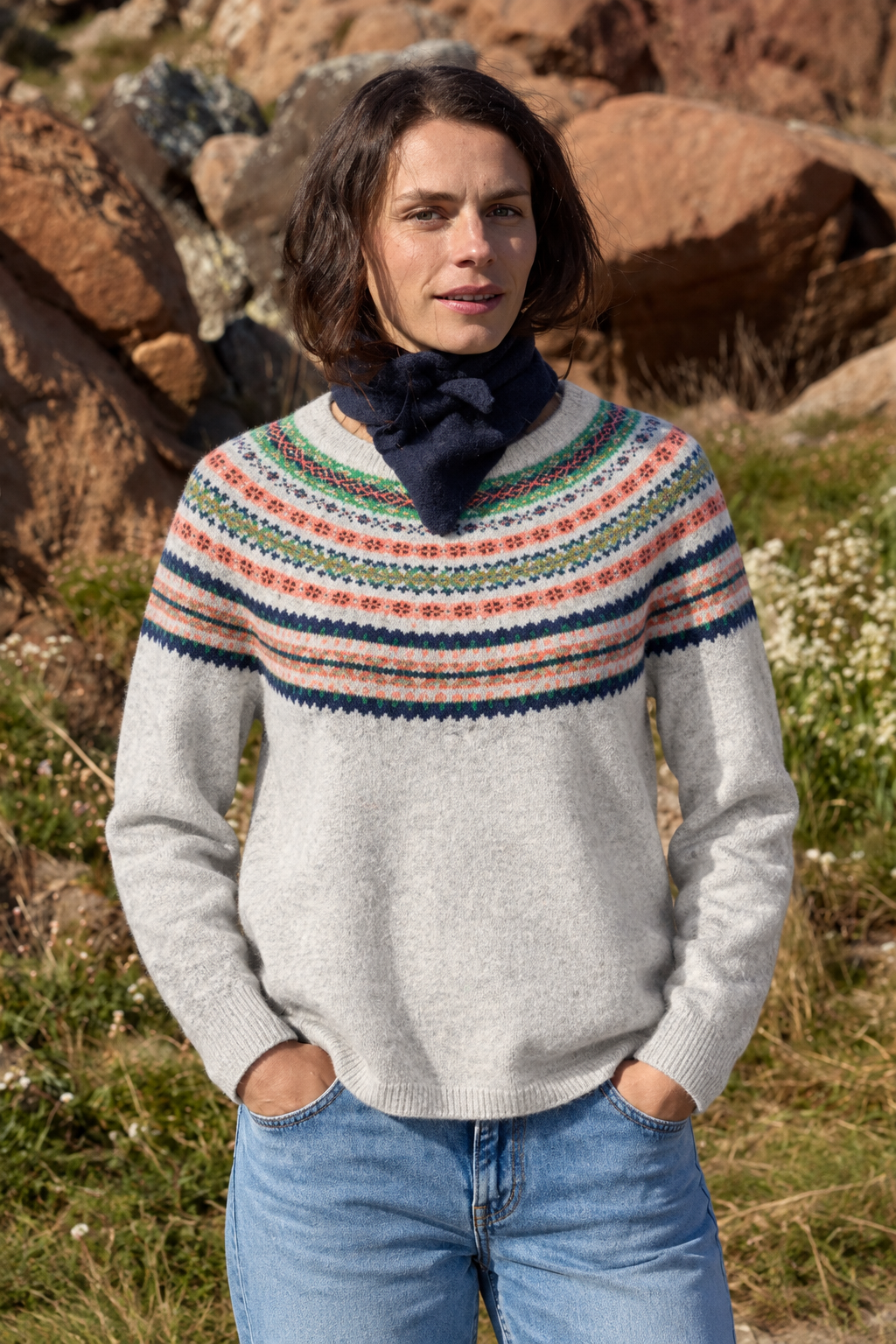 Mansted Fay Light Grey pullover med rund hals