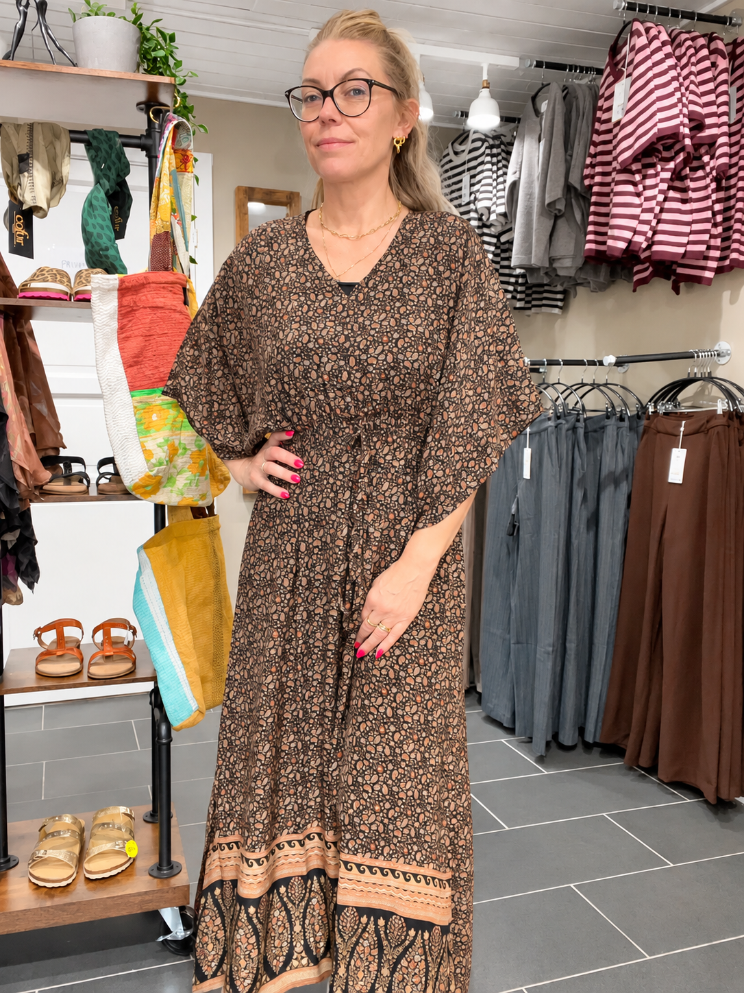 Cofur Lombok Dress S27 – sort småmønstret