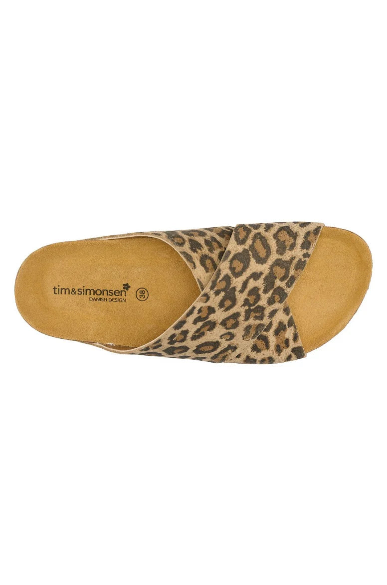 Leo print sandal fra Tim og Simonsen med memory skum