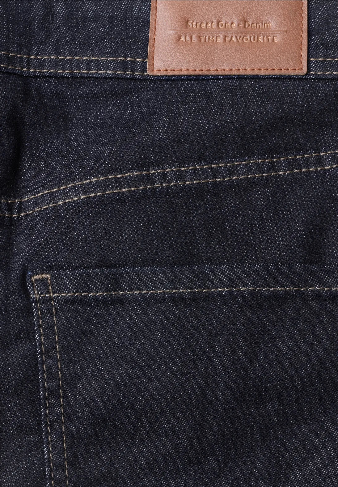 Street One bootcut damejeans med stretch i mørk denim