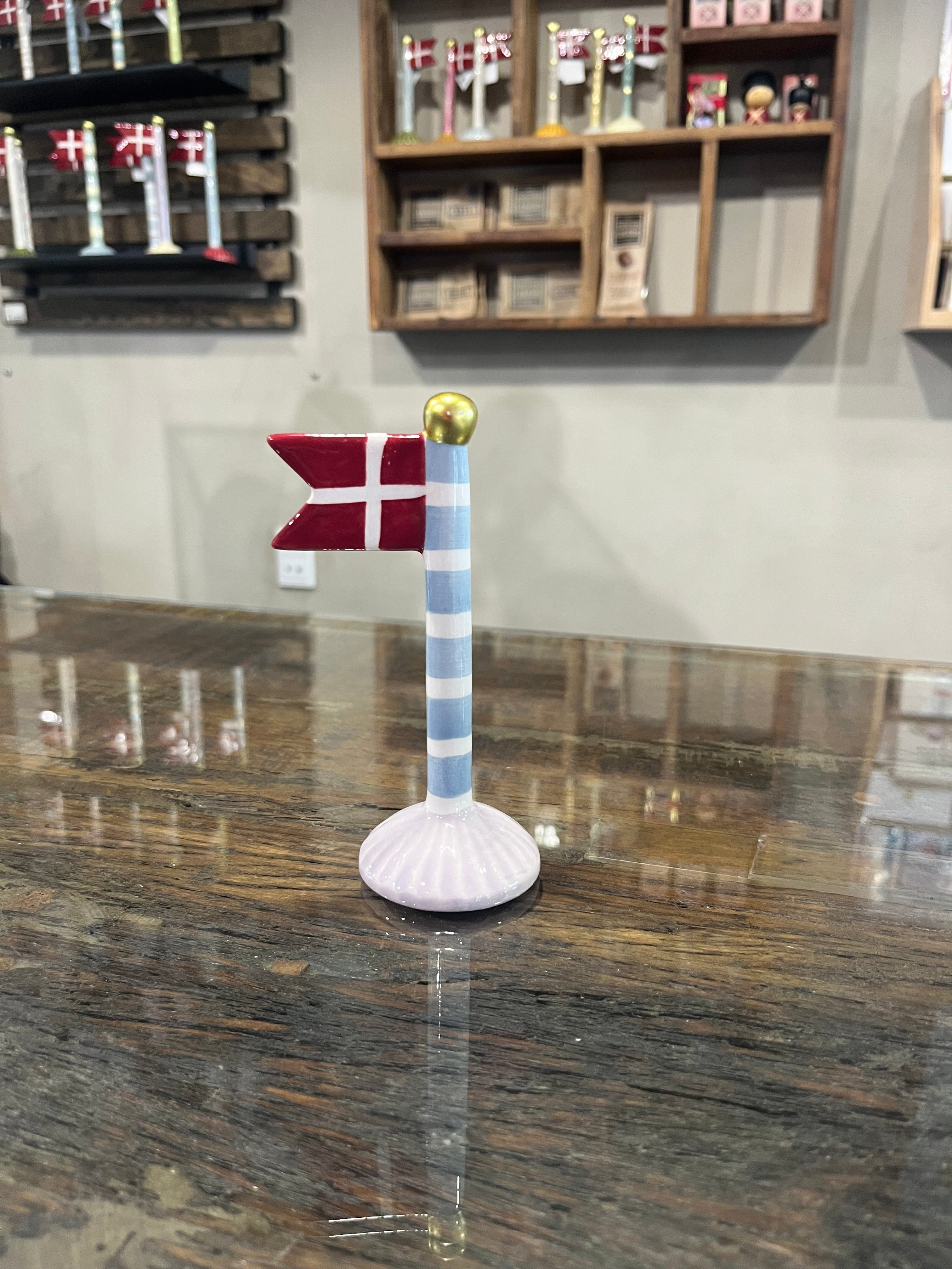 Klassisk keramikflag til danske traditioner og mærkedage